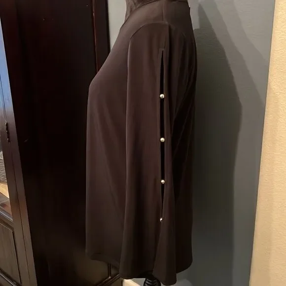 •Michael Kors•   - Picture 2 of 5